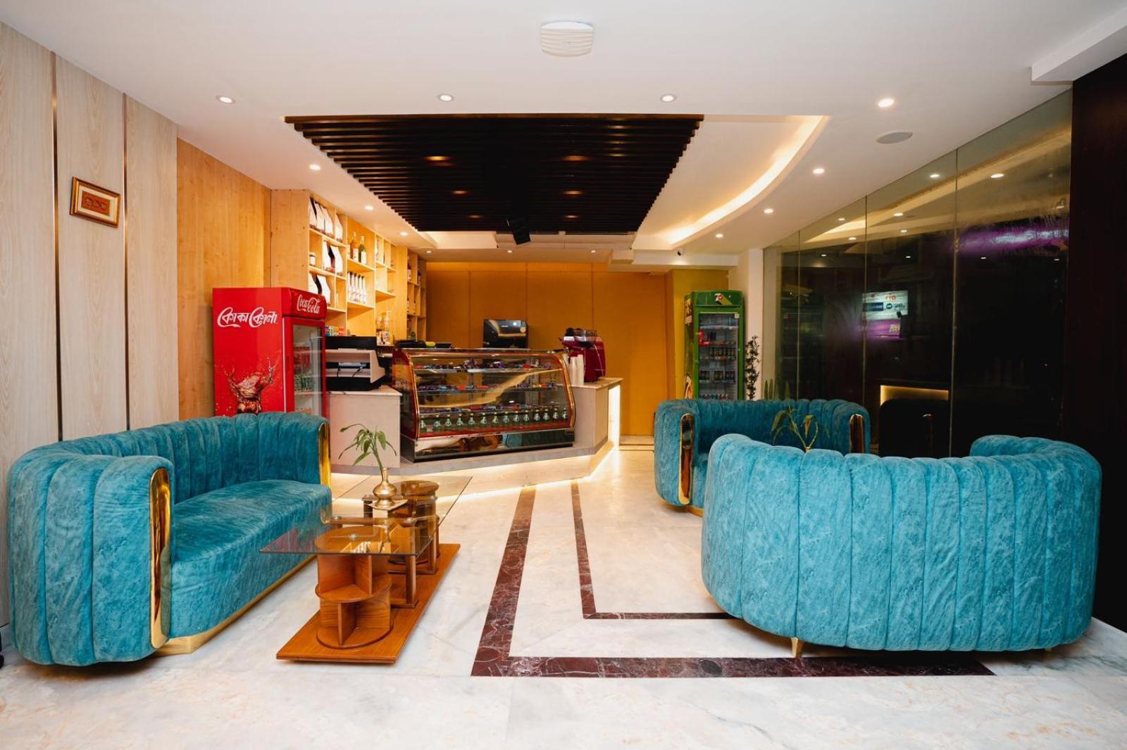 Royal Raj Hotel Rajshahi Exteriör bild