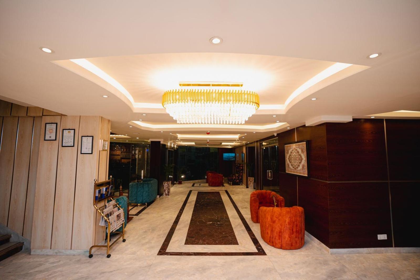 Royal Raj Hotel Rajshahi Exteriör bild