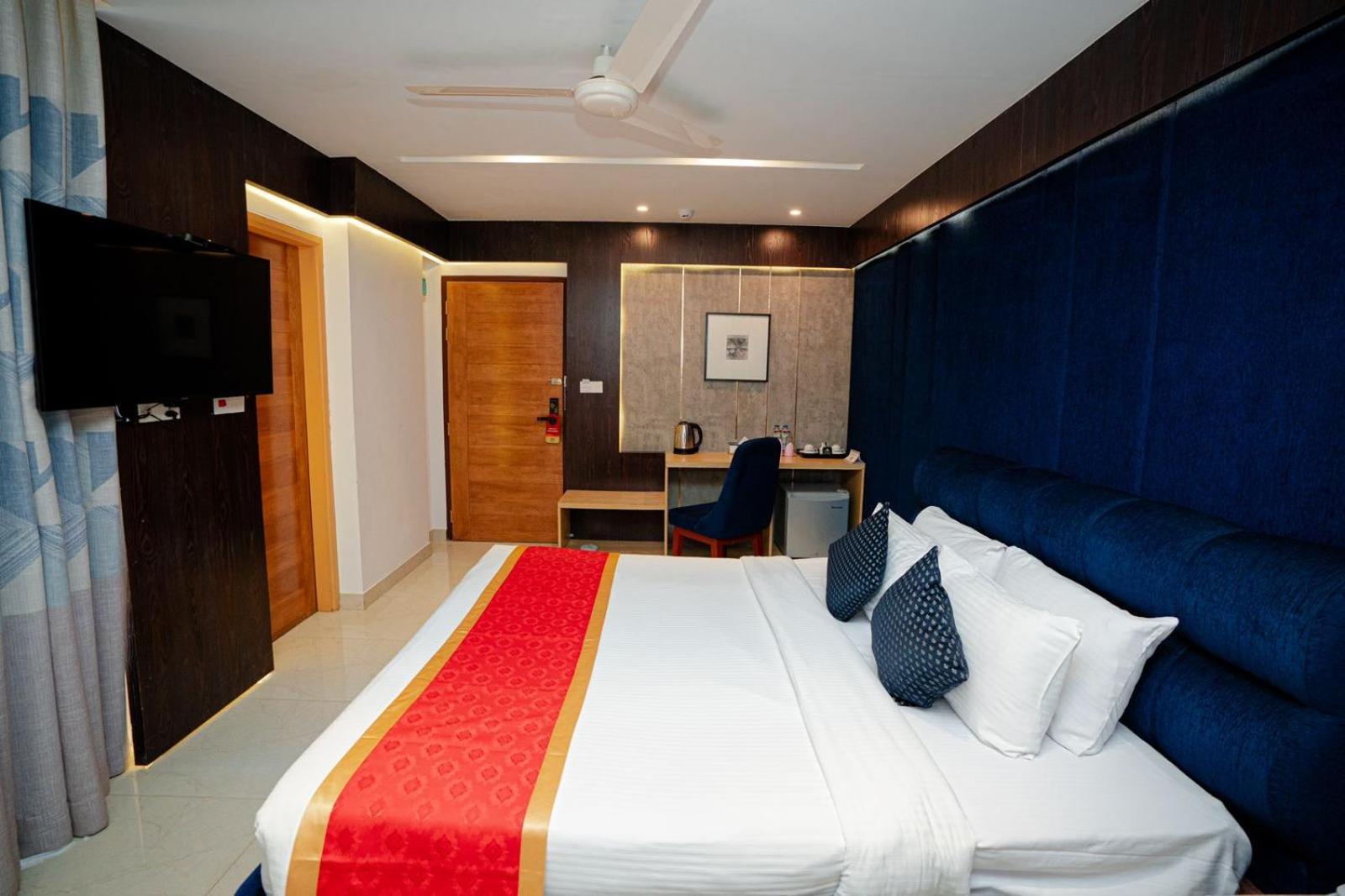 Royal Raj Hotel Rajshahi Exteriör bild