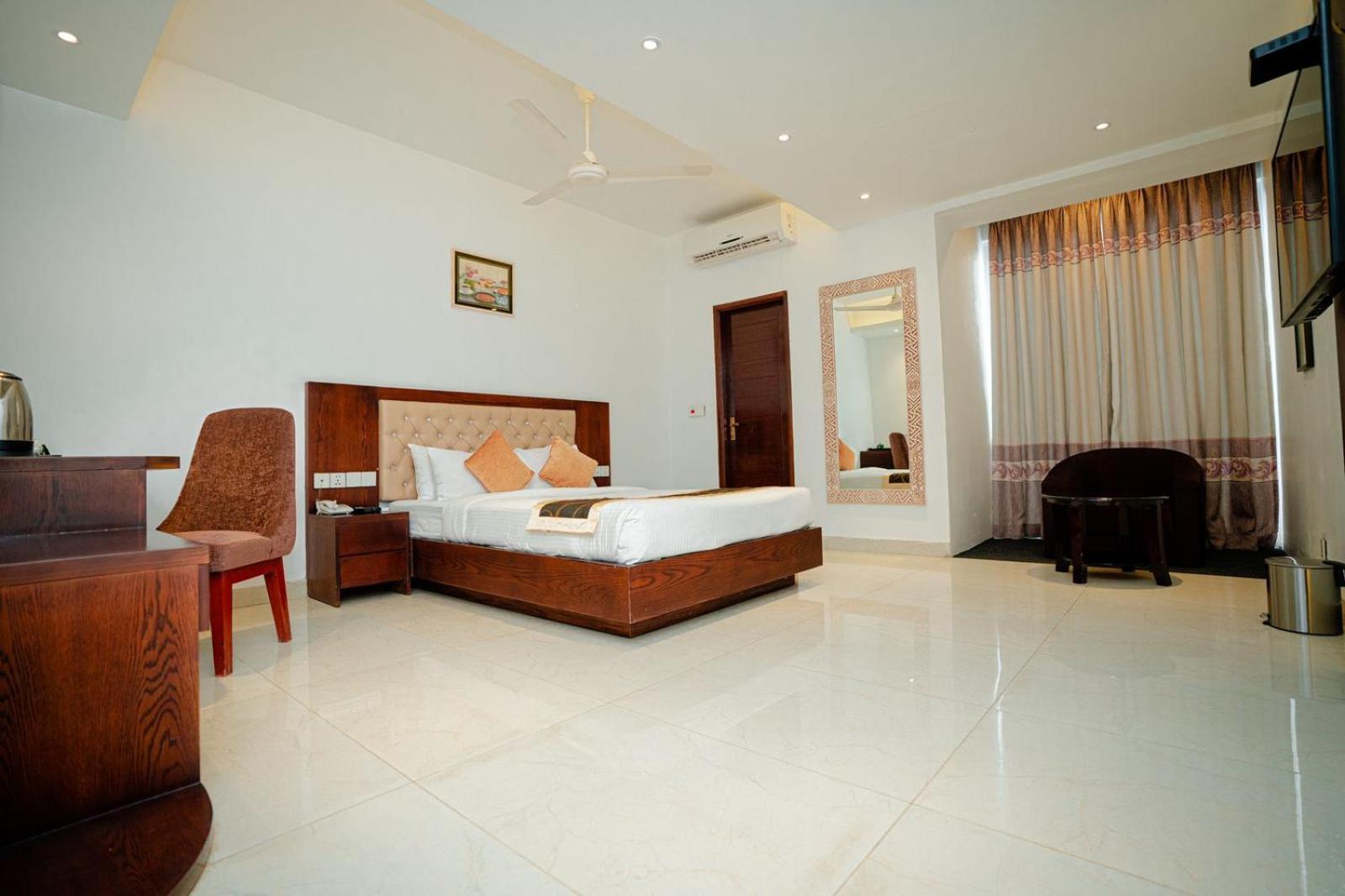 Royal Raj Hotel Rajshahi Exteriör bild